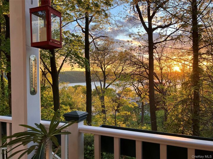 Property Photo:  117 Southlawn Avenue  NY 10522 