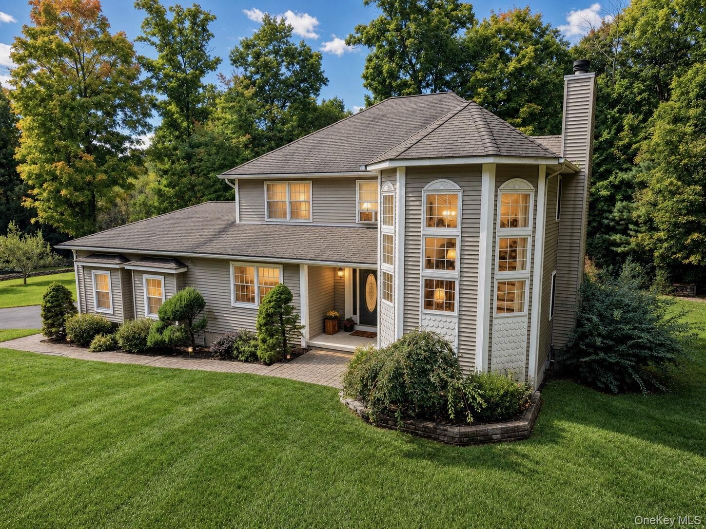 Property Photo:  2 Wellington Court  NY 12589 