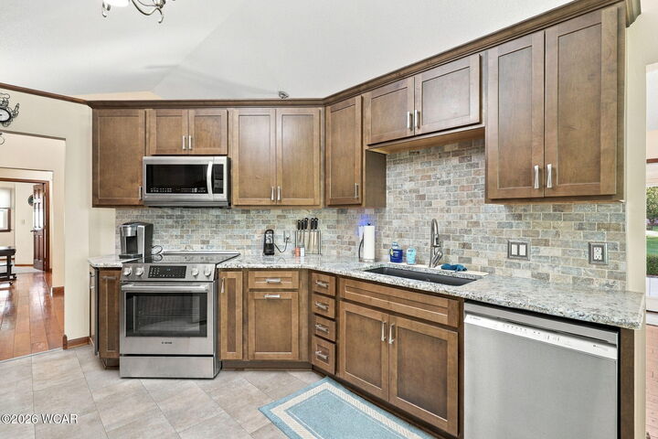 Property Photo:  1020 Fox Run Road  OH 45840 