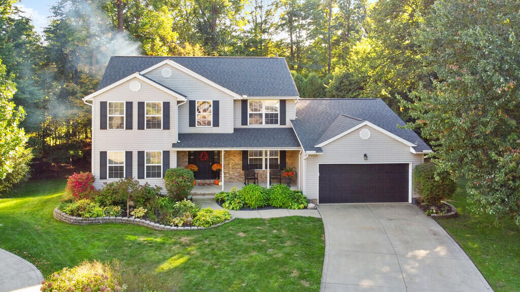 Property Photo: 38 Elmwood Pl. OH 44904