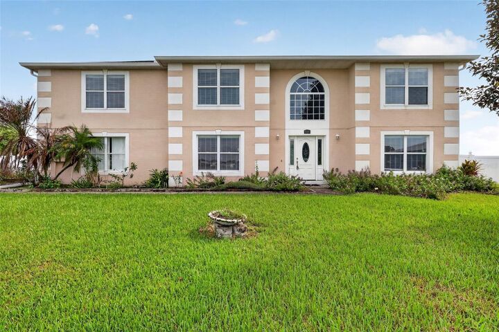 Property Photo:  321 Lake Hills Ln  FL 33839 