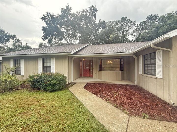 Property Photo:  17 Sycamore Circle  FL 34446 