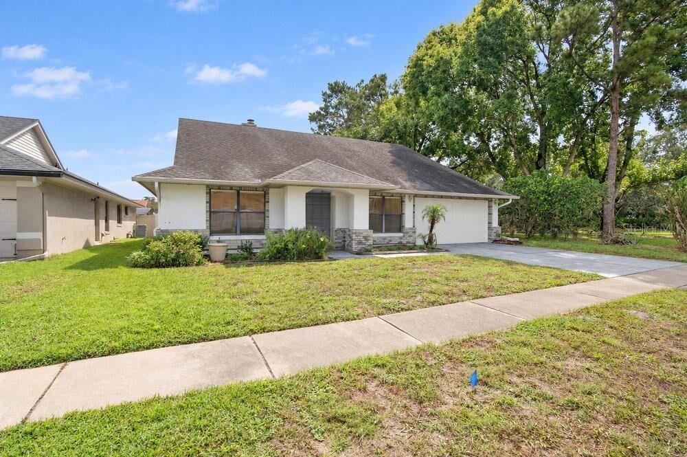 Property Photo:  3600 Biscayne Drive  FL 32708 