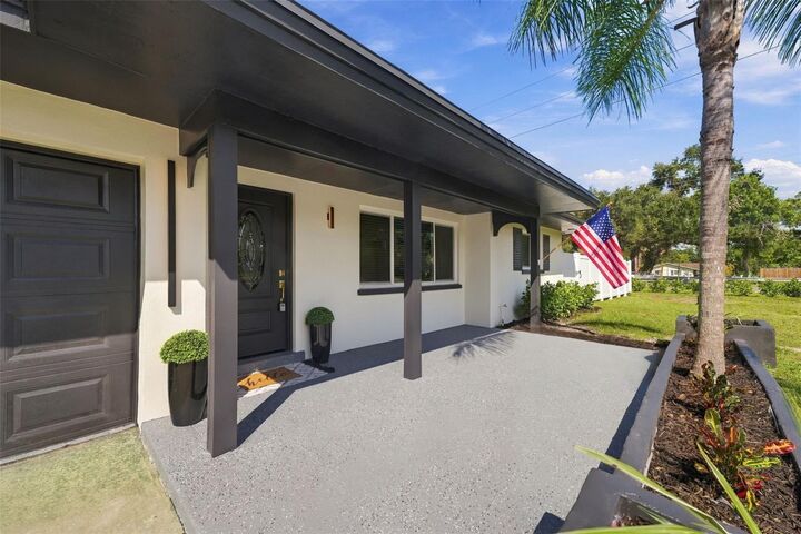 Property Photo:  1300 S Hillcrest Avenue  FL 33756 