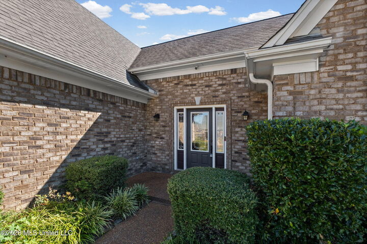 Property Photo: 2461 Torrington Way MS 38672