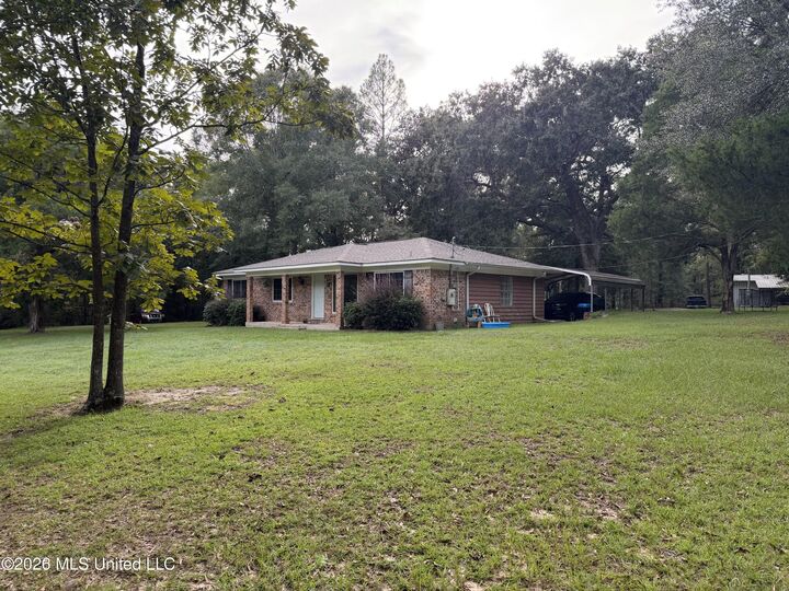 Property Photo:  150 Devaughn Road  MS 39452 