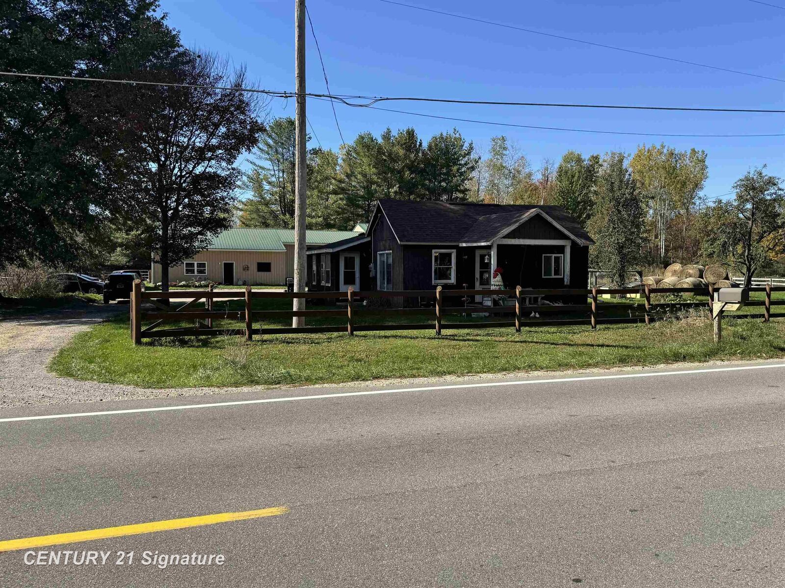 Property Photo: 1232 S Eight Mile Road MI 48640