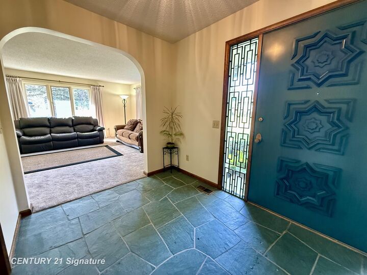 Property Photo: 6 Ghia Court MI 48602