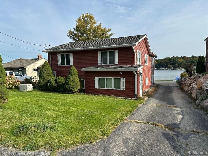 Property Photo:  2955 Rubbins Road  MI 48843 7925 