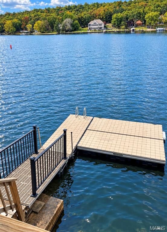 Property Photo:  1627 Lake Shore Drive  MO 65066 