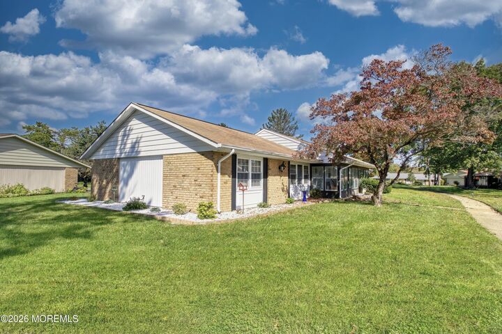 Property Photo: 7A Yorkshire Court NJ 08759