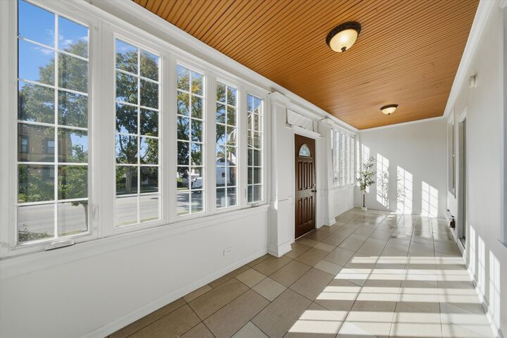 Property Photo:  3241 Rose Street  IL 60131 