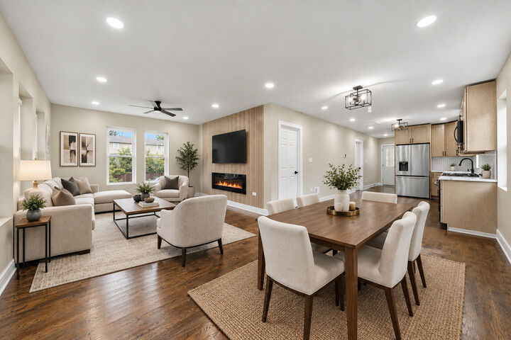 Property Photo: 8817 S Parnell Avenue IL 60620
