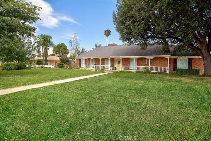 Property Photo: 2133 Elsinore CA 92506