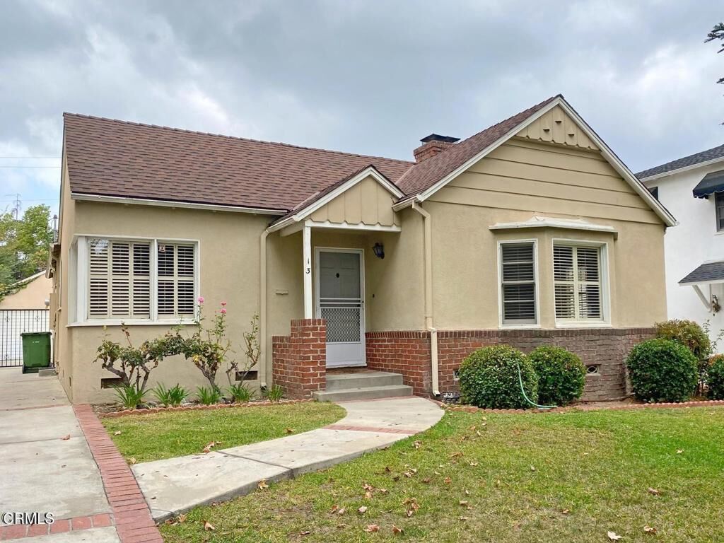 Property Photo:  13 Halsted Circle  CA 91801 
