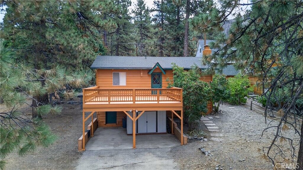Property Photo: 26720 Redstart CA 93544