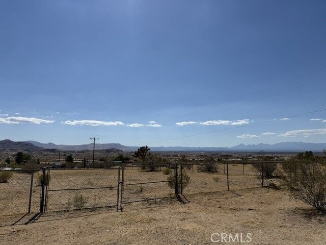 Property Photo:  4360135 Cuyama Road  CA 92307 