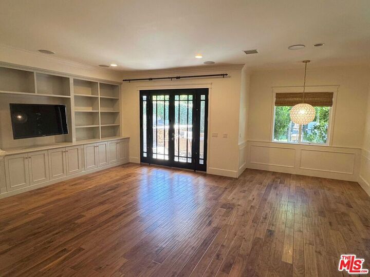 Property Photo:  4309 Shadyglade Avenue  CA 91604 
