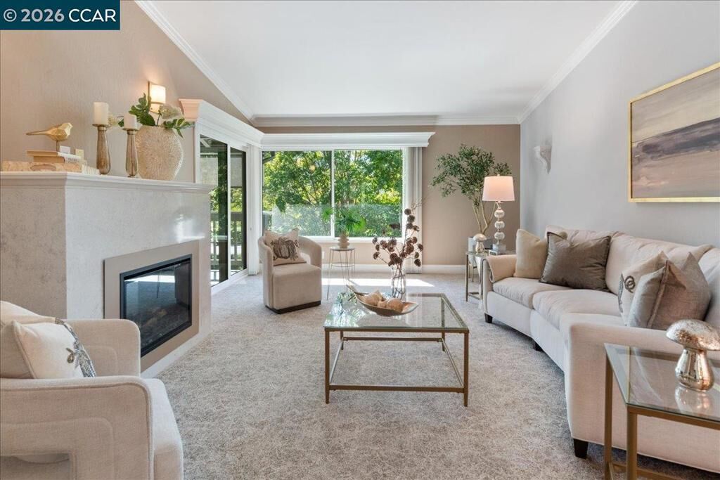 Property Photo:  617 Terra California Dr 3  CA 94595 