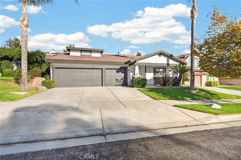 Property Photo: 11869 Greenbluff Way CA 92399