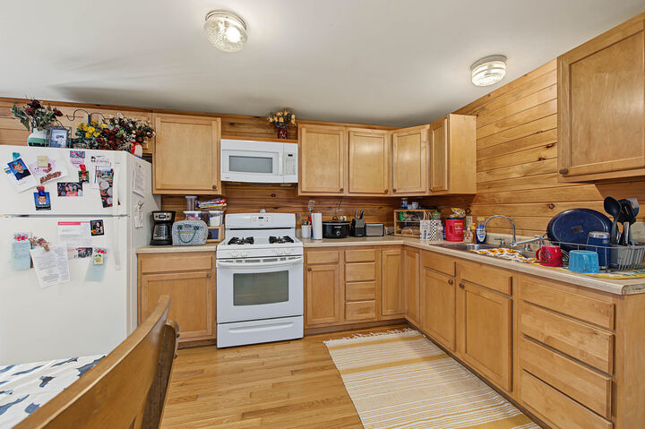 Property Photo:  866 Lewiston Road  ME 04260 