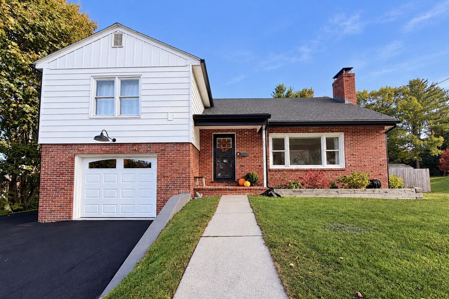 Property Photo:  75 Crestview Drive  ME 04103 