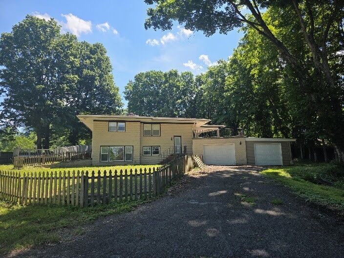 Property Photo:  276 E Porters Bluff Rd  TN 37040 