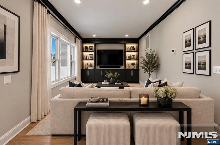 Property Photo:  31 Bogert  NJ 07512 