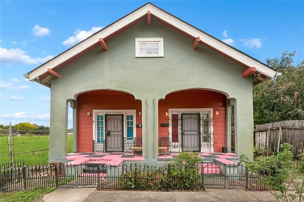 Property Photo:  4914 16 N Rampart Street  LA 70117 