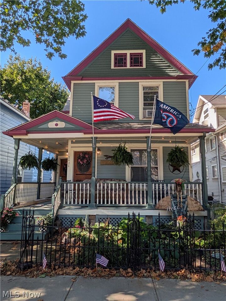 Property Photo:  2424 W 10th Street  OH 44113 
