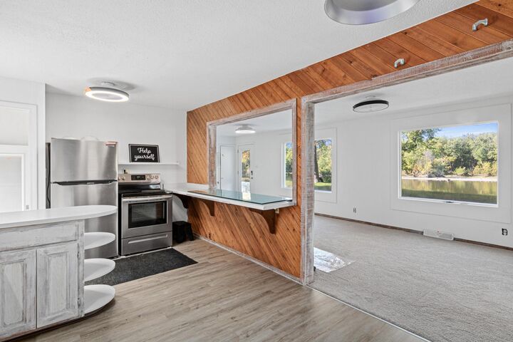 Property Photo: 8065 Riverview Terrace NE MN 55432