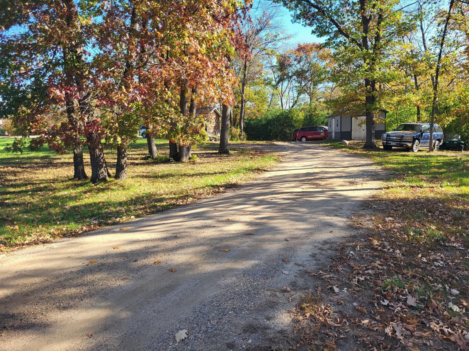 Property Photo:  813, 819 &Amp 823 Thomas Drive NE  MN 56308 