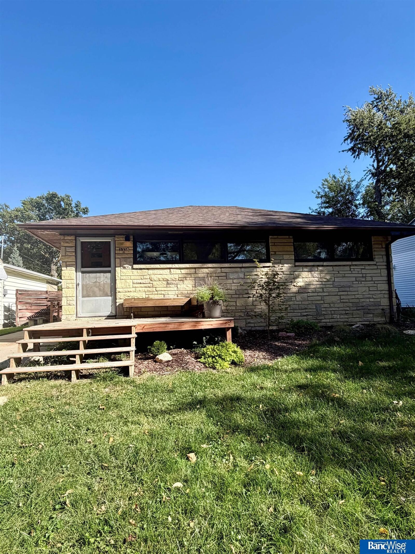 Property Photo: 3338 N 60th Street NE 68507