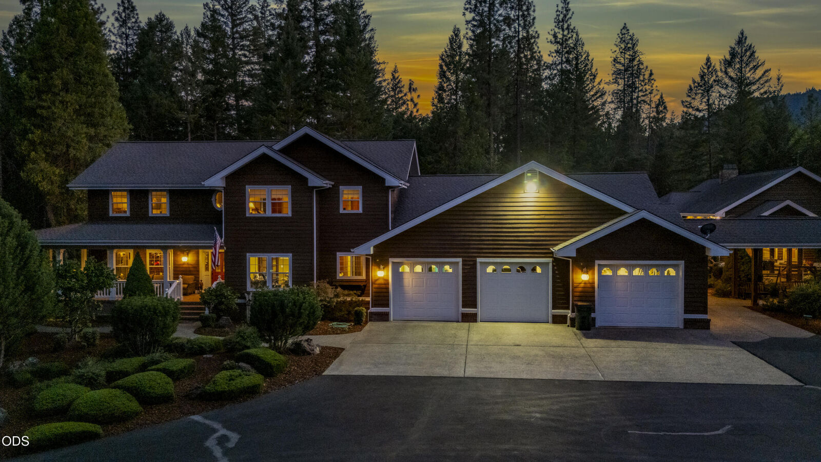 Property Photo:  148 Carlos Avenue  OR 97537 