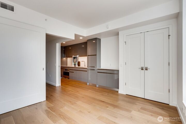 Property Photo:  1808  Minor Avenue 1110  WA 98101 