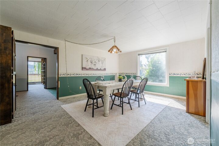 Property Photo: 10121 67th Avenue NE WA 98223