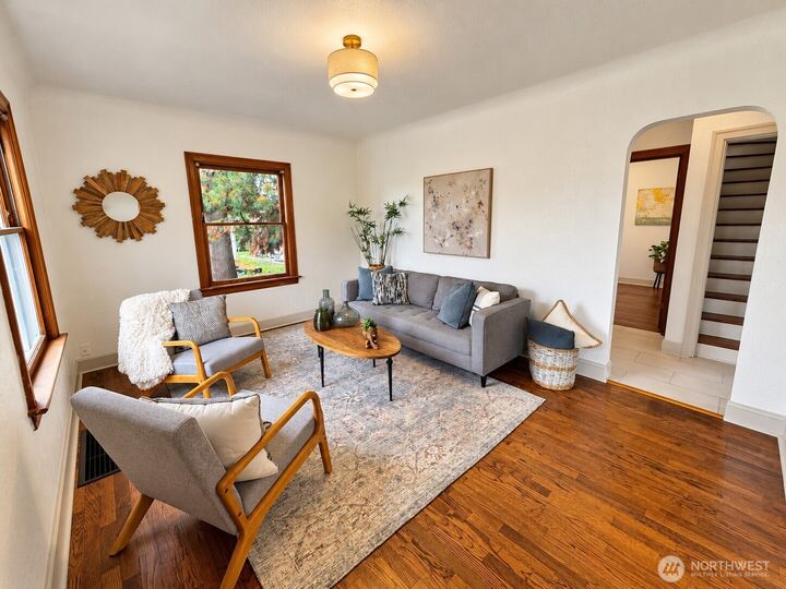 Property Photo: 1009 9th Street WA 98337
