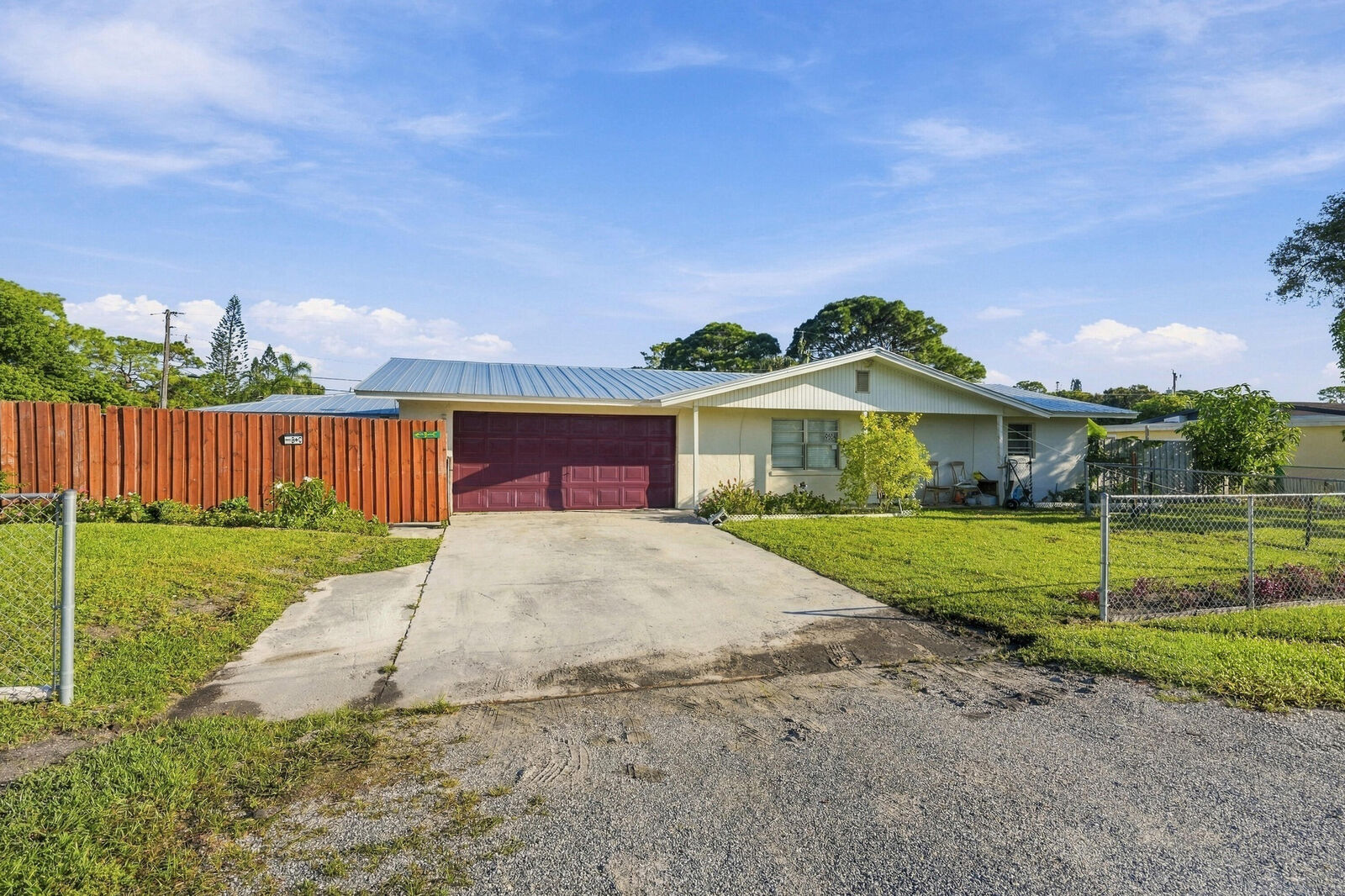 Property Photo:  950 Revels Lane  FL 34982 