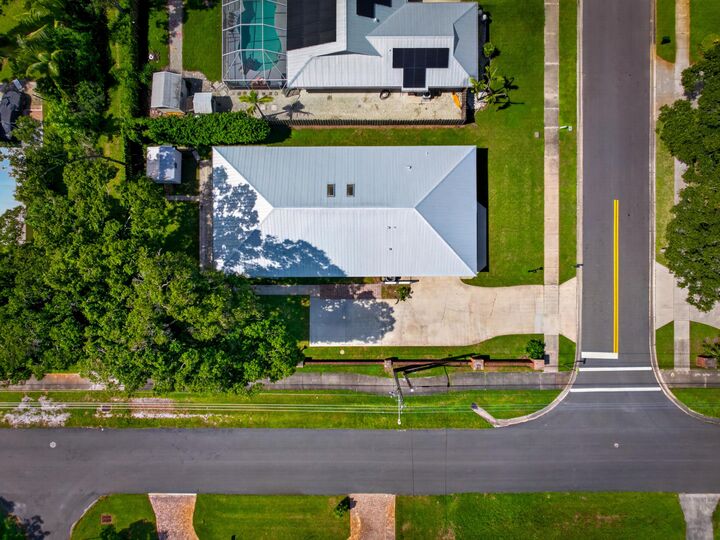 Property Photo:  2801 21st Lane  FL 32960 