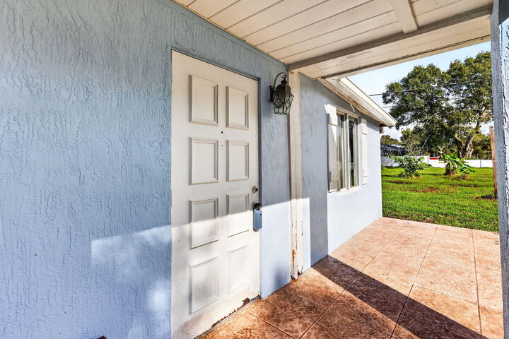 Property Photo:  3171 Dame Road  FL 34981 