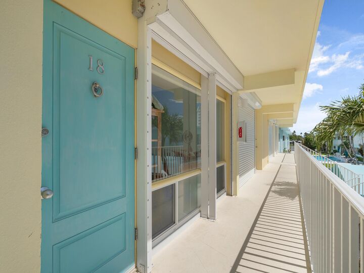 Property Photo: 3037 Harbor Drive 18 FL 33316