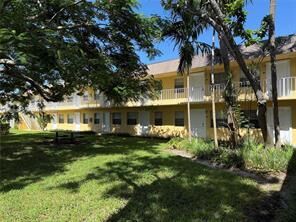 Property Photo: 5150 NE 6th Avenue 114 FL 33334