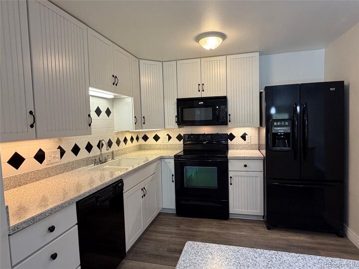 Property Photo: 9385 E Center Avenue 7A CO 80247