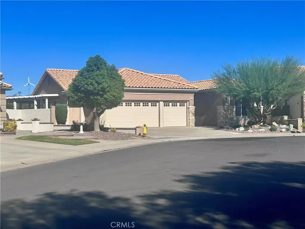 Property Photo:  4865 Dove Hill Court  CA 92220 