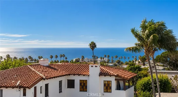 Property Photo:  161 Paseo De Las Delicias  CA 90277 