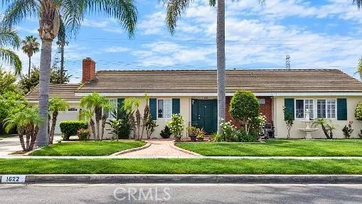 Property Photo:  1622 W Cris  CA 92802 