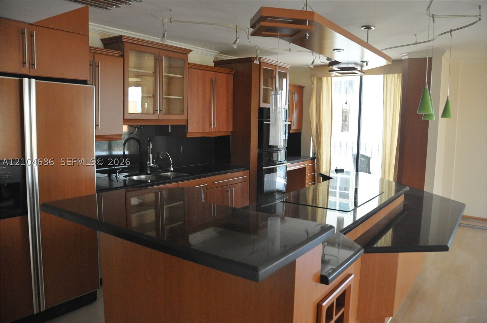 Property Photo:  8877 Collins Ave 507  FL 33154 