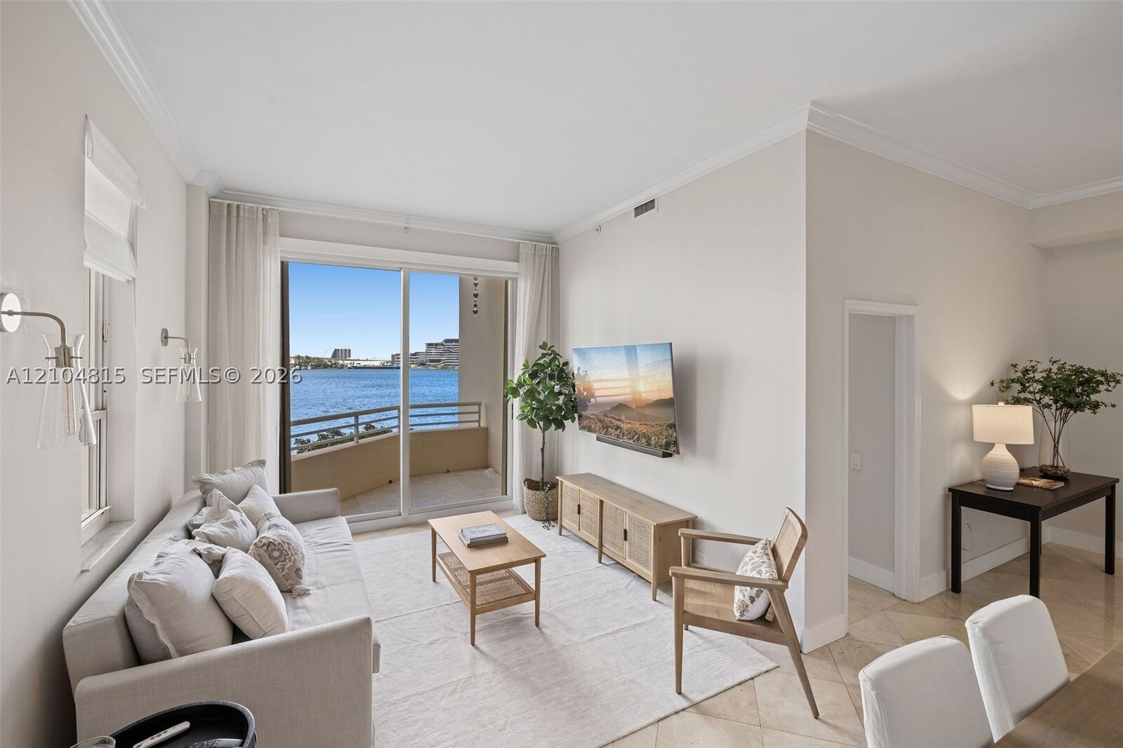 Property Photo: 888 Brickell Key Dr 410 FL 33131