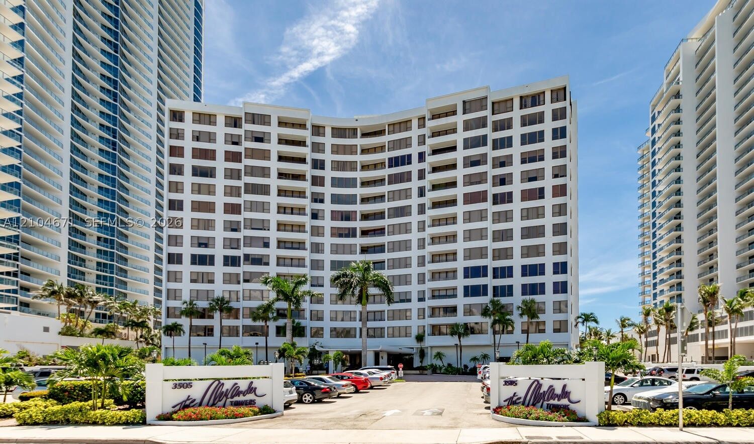 Property Photo:  3505 S Ocean Dr 305  FL 33019 