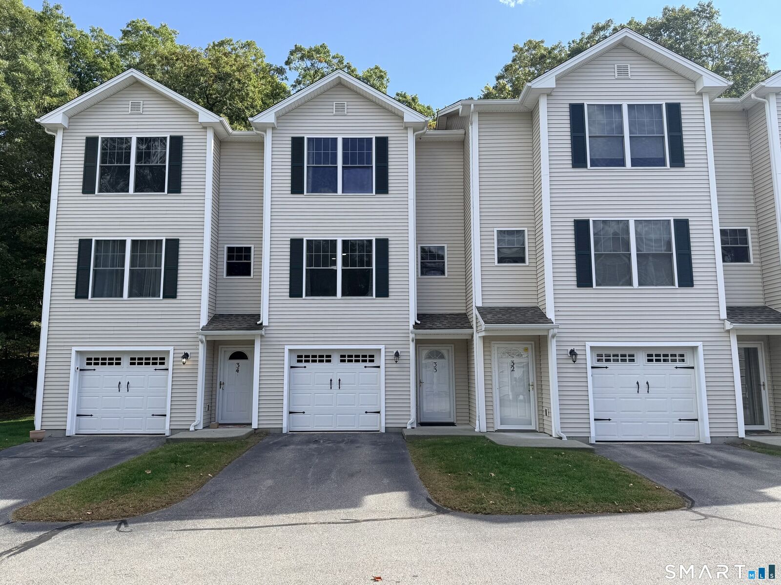 Property Photo:  86 Otrobando Avenue 33  CT 06360 